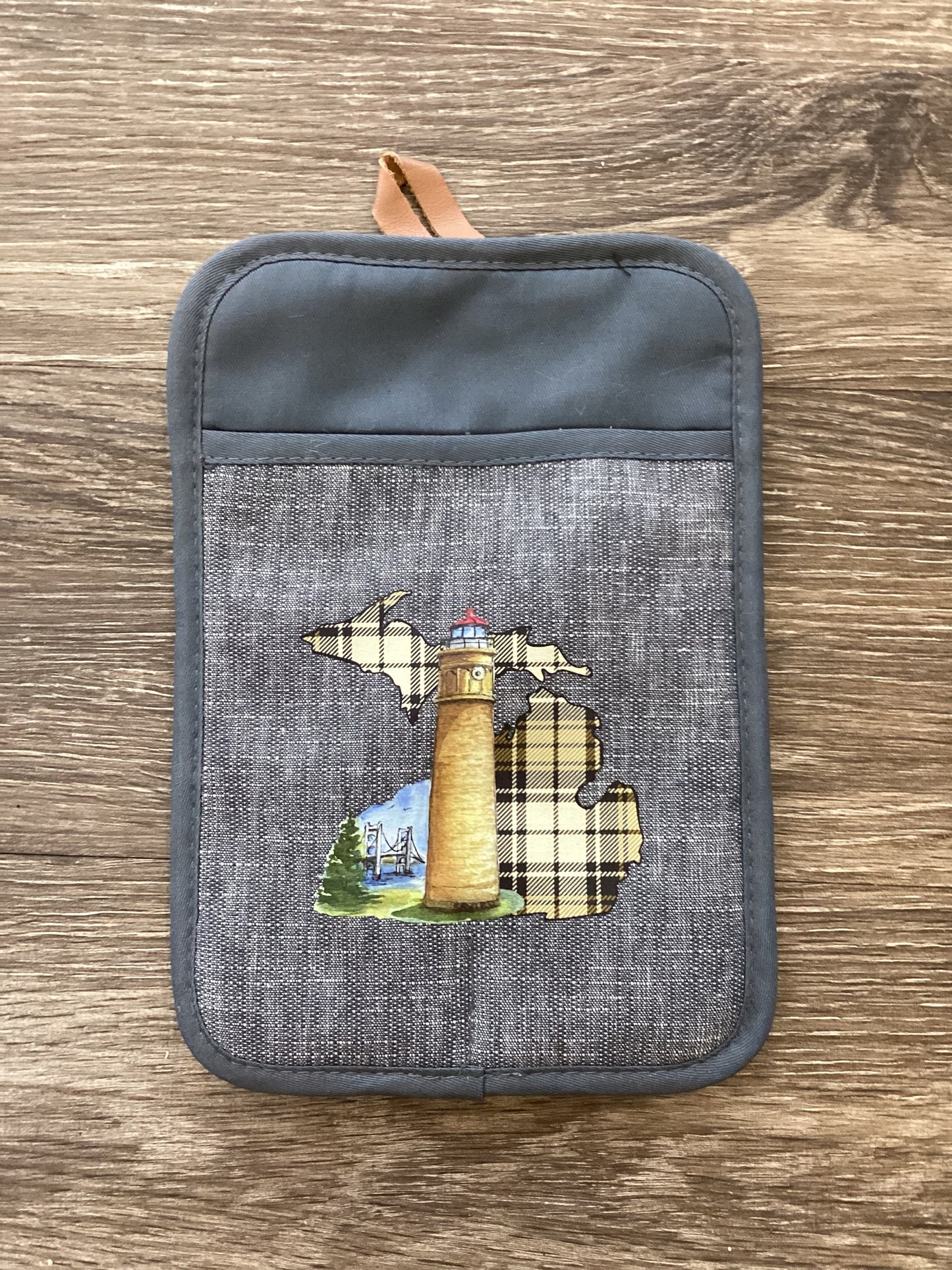 Big Mac Point - Lighthouse - Michigan - Rectangle Oven Mitt