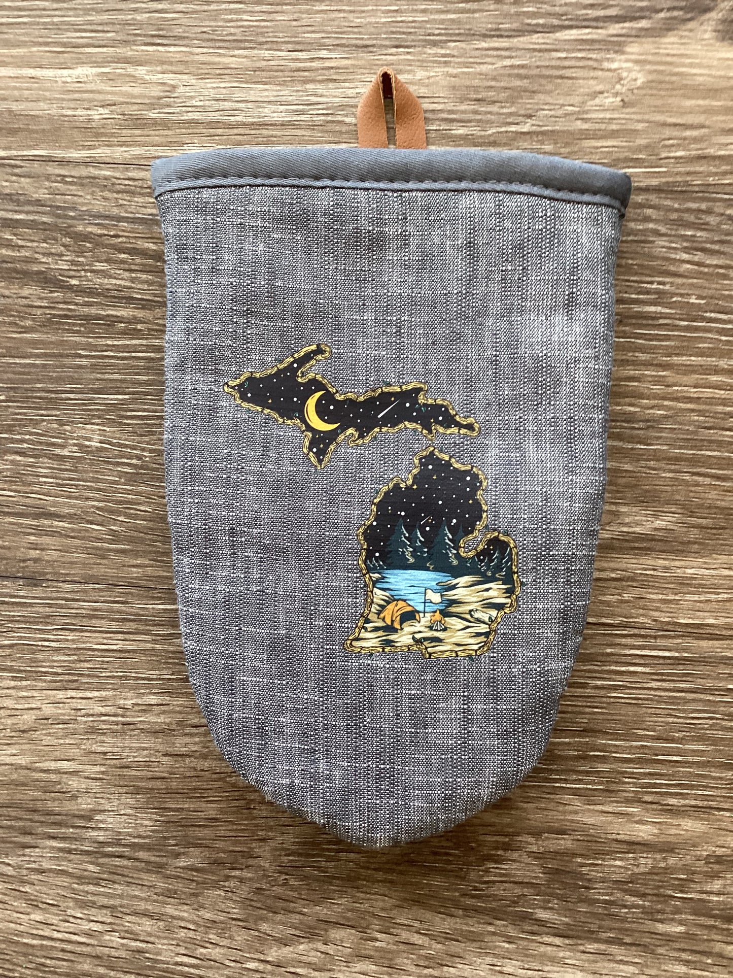 Twigs of Michigan - Starry Camp Night - Short Oven Mitt