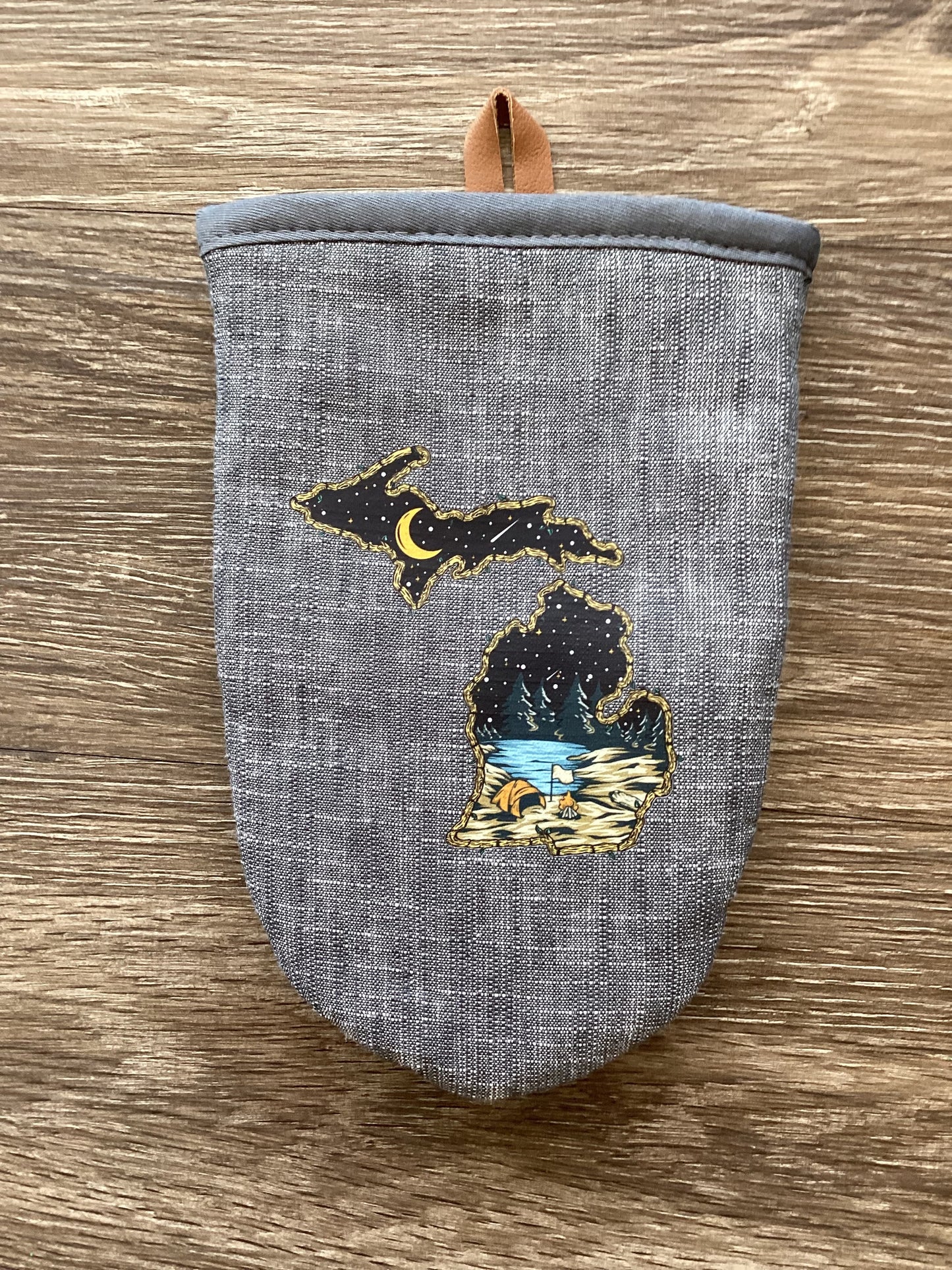Twigs of Michigan - Starry Camp Night - Short Oven Mitt