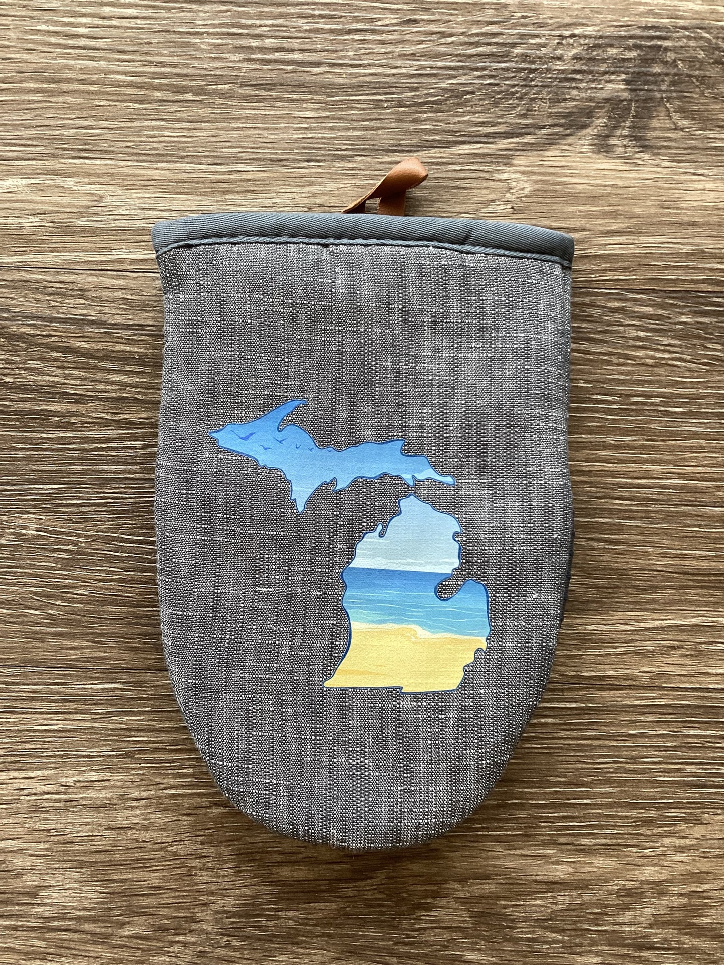 Beach - Michigan - Short Oven Mitt