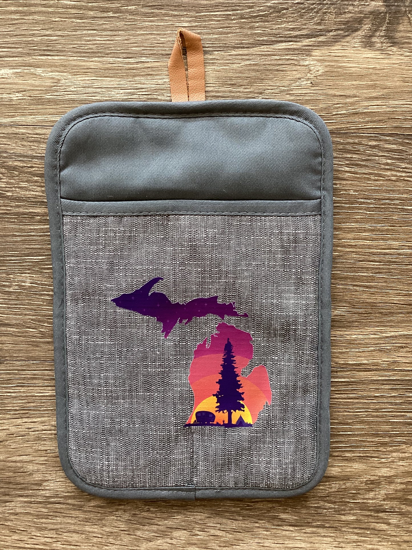 Sunrise Camper - Michigan - Rectangle Oven Mitt