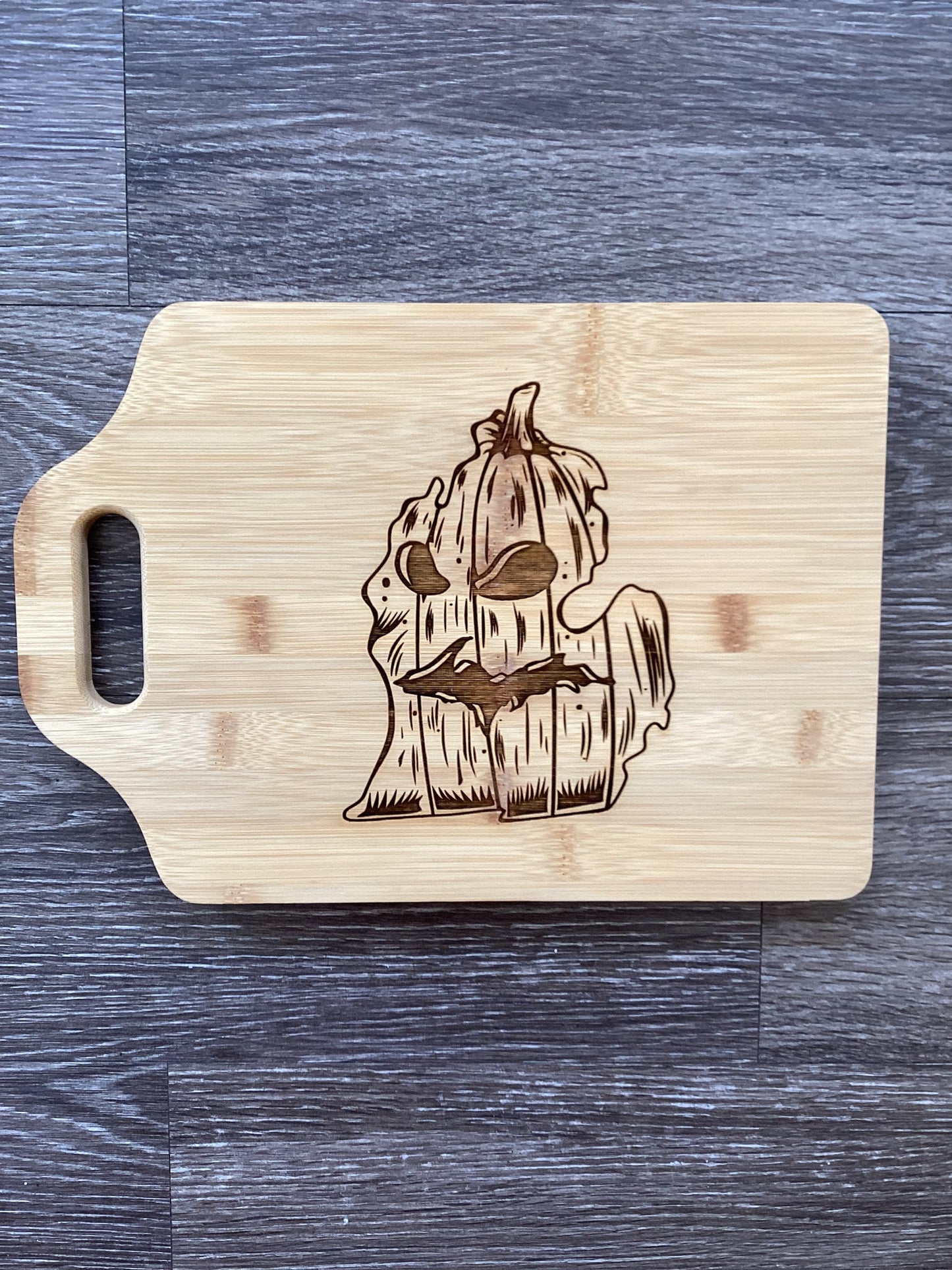 Pumpkin - Halloween - Michigan - UP in LP - Wooden Engraved - Cutting Board 13"x 9"