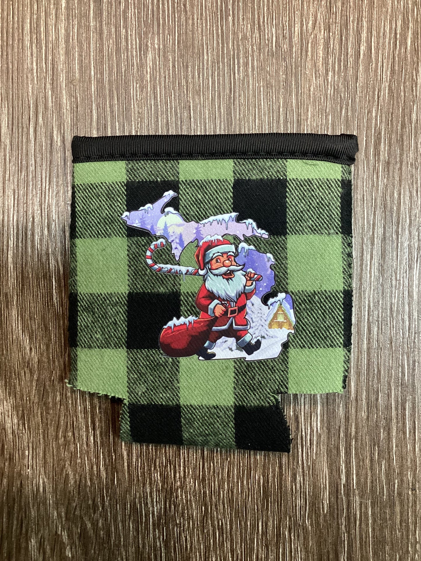 Christmas - Santa - Michigan - Green Plaid Koozie