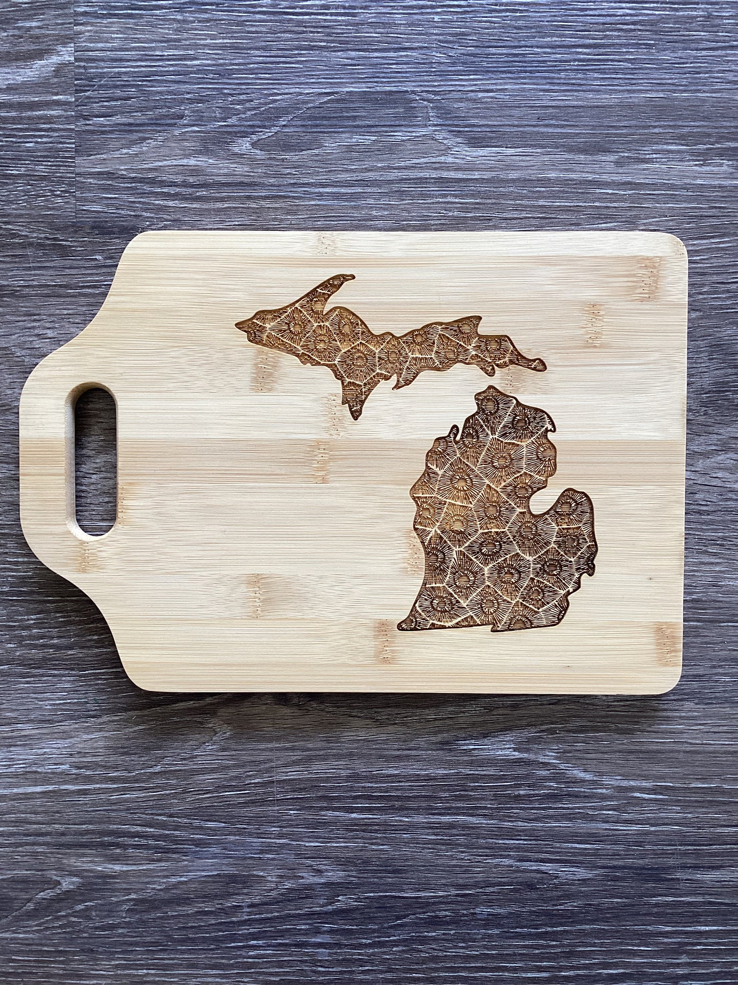 Petoskey - Michigan - Wooden Engraved - Cutting Board 13"x 9"