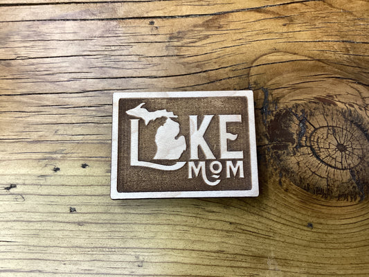 'Lake Mom' Rectangle - Word - Wooden Magnet
