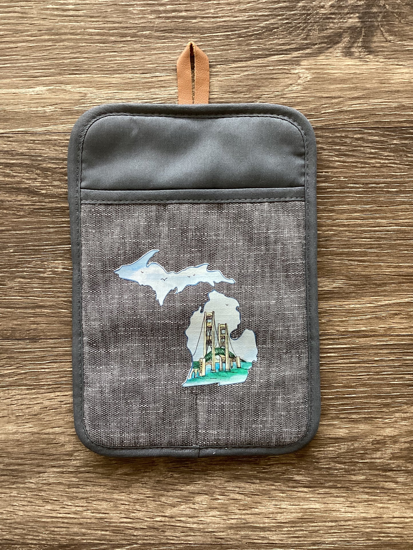 Mackinaw Bridge - Michigan - Rectangle Oven Mitt