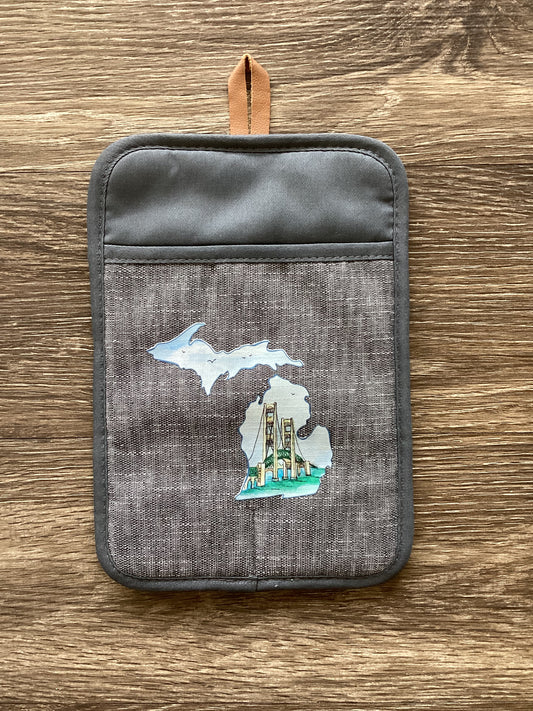 Mackinaw Bridge - Michigan - Rectangle Oven Mitt