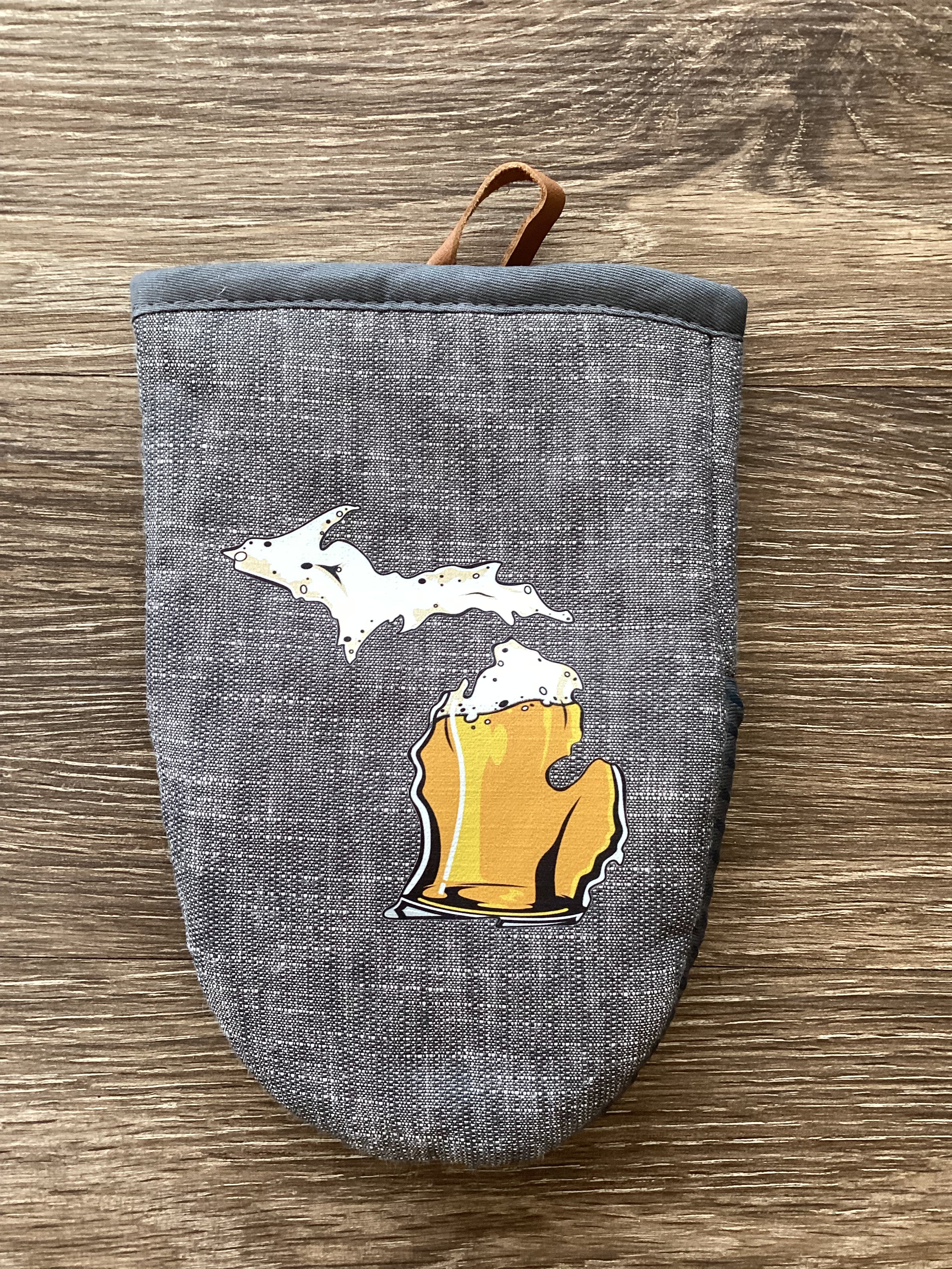 Beer - Michigan - Short Oven Mitt