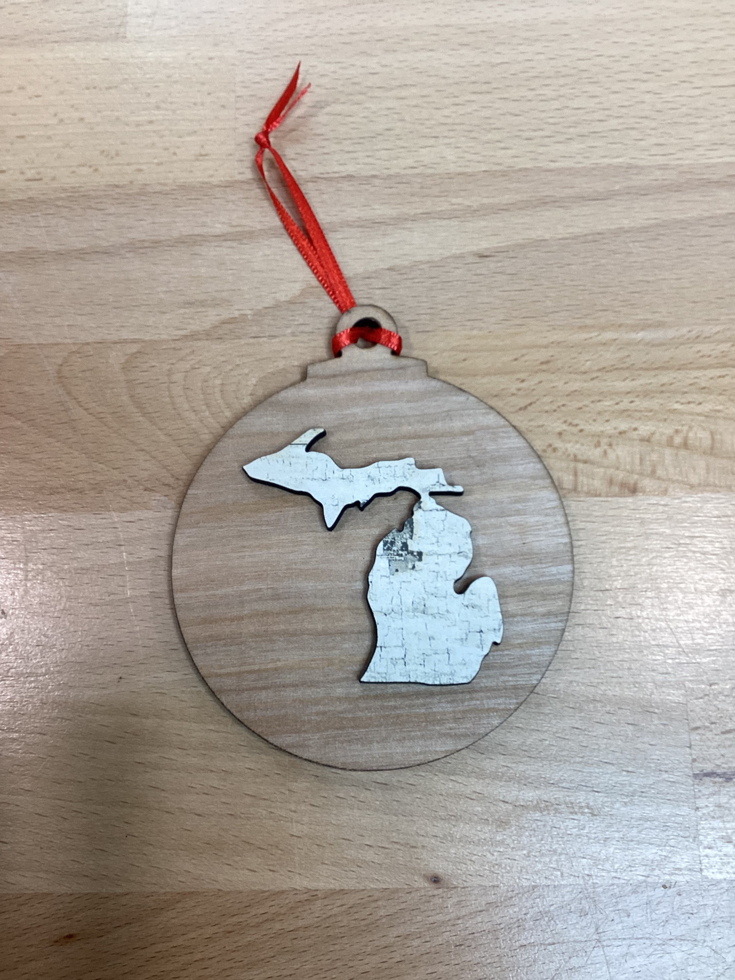 Michigan 4' Wooden Ornament - Bulb Shape