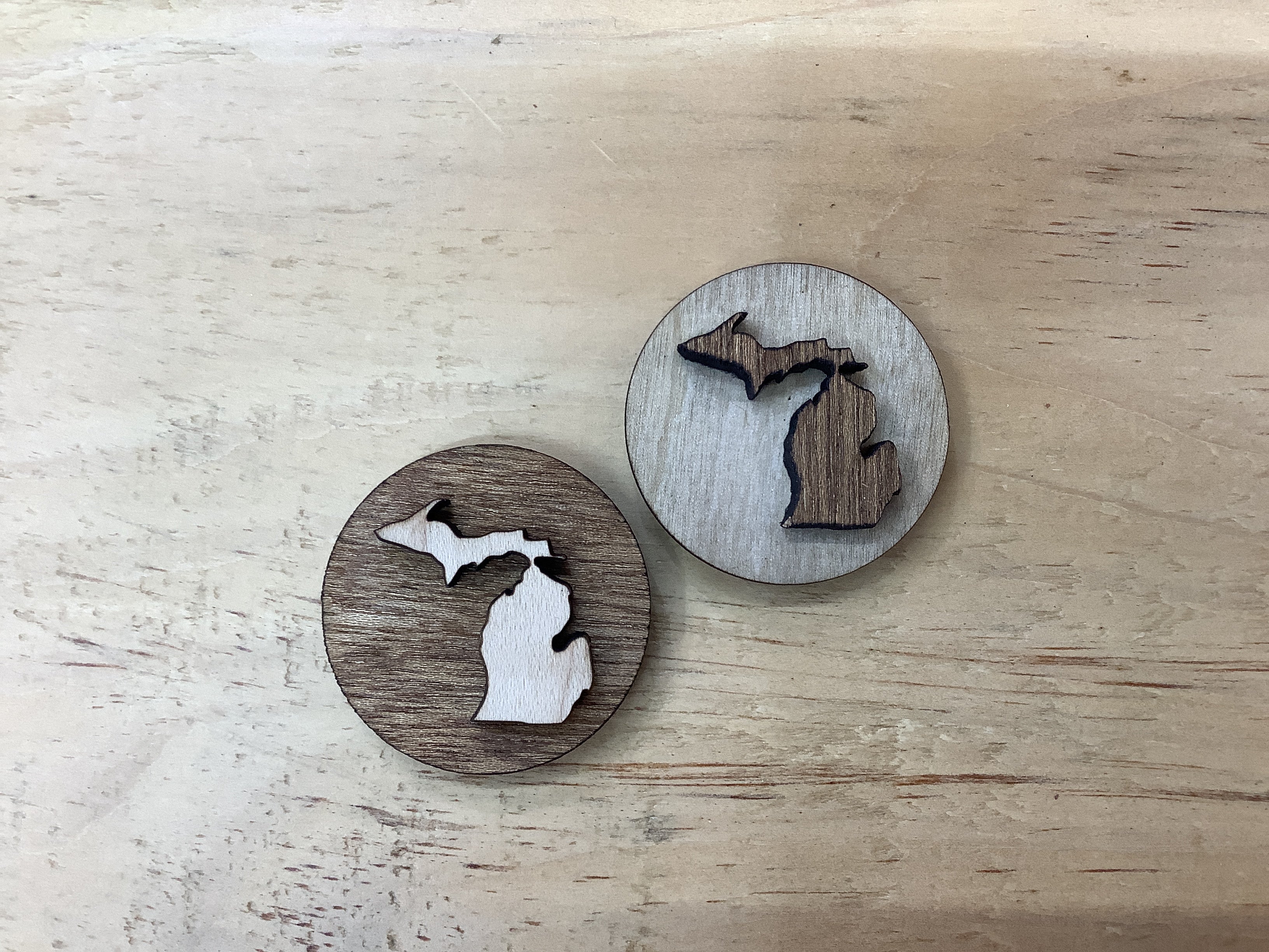 Michigan  - Round - Wooden Magnet