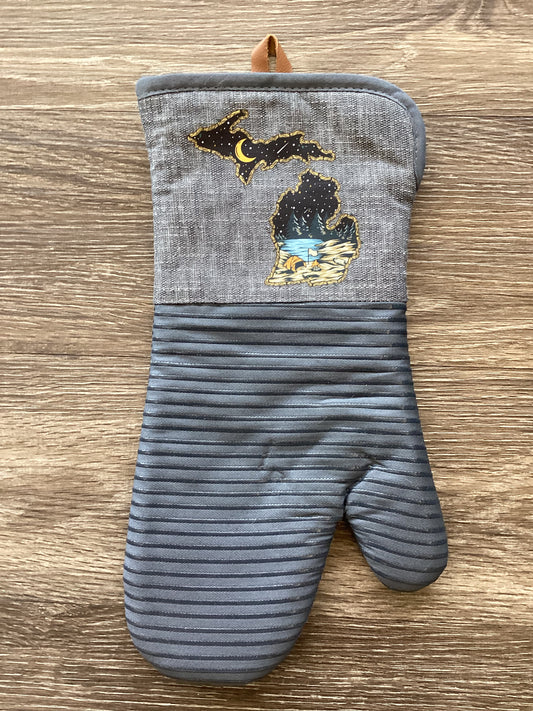 Twigs of Michigan - Starry Camp Night - Large Oven Mitt