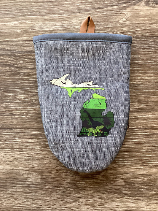 Dinosaurs - Michigan - Short Oven Mitt