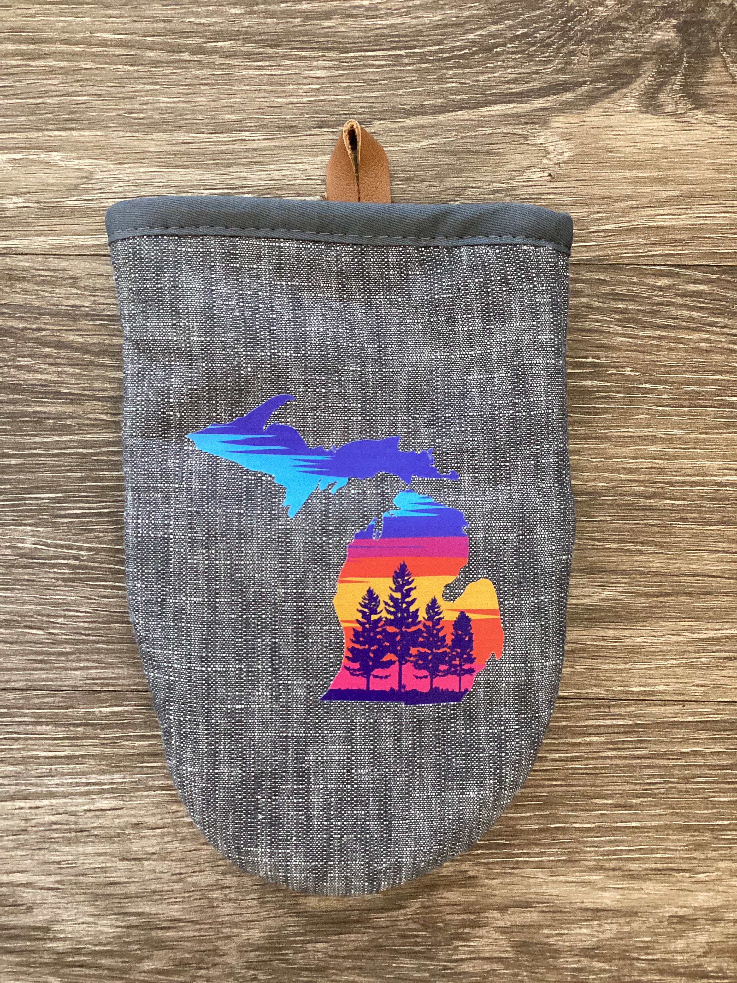 Miami Sunset - Michigan - Short Oven Mitt