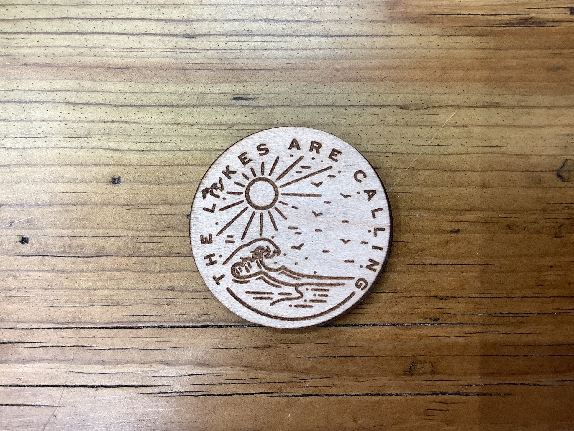 'The Lakes are Calling' - Round - Word - Wooden Magnet