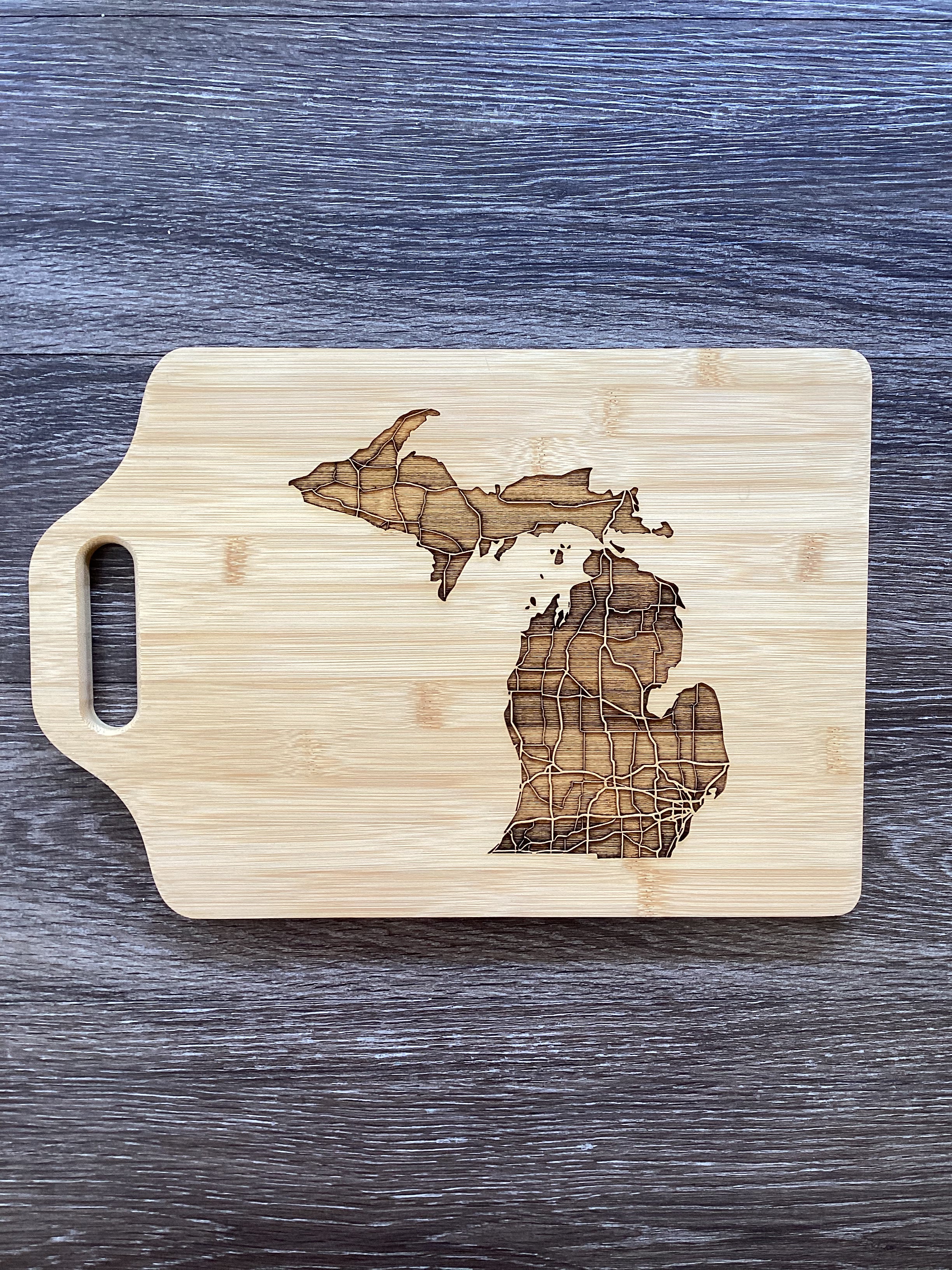 Road Map - Michigan - Wooden Engraved - Cutting Board (15" x 10.25")