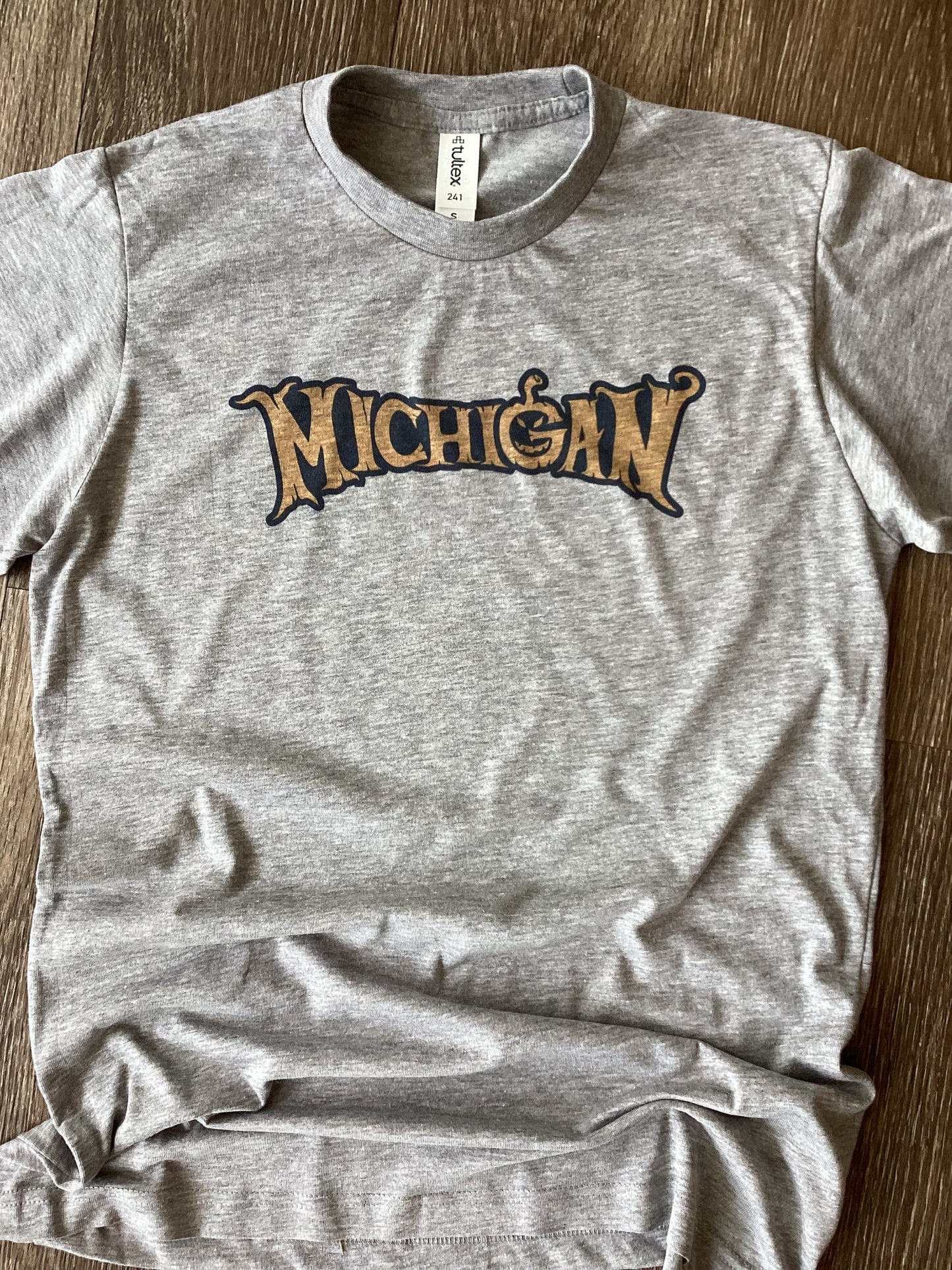 'Michigan' - Halloween - Word - Tee Shirt