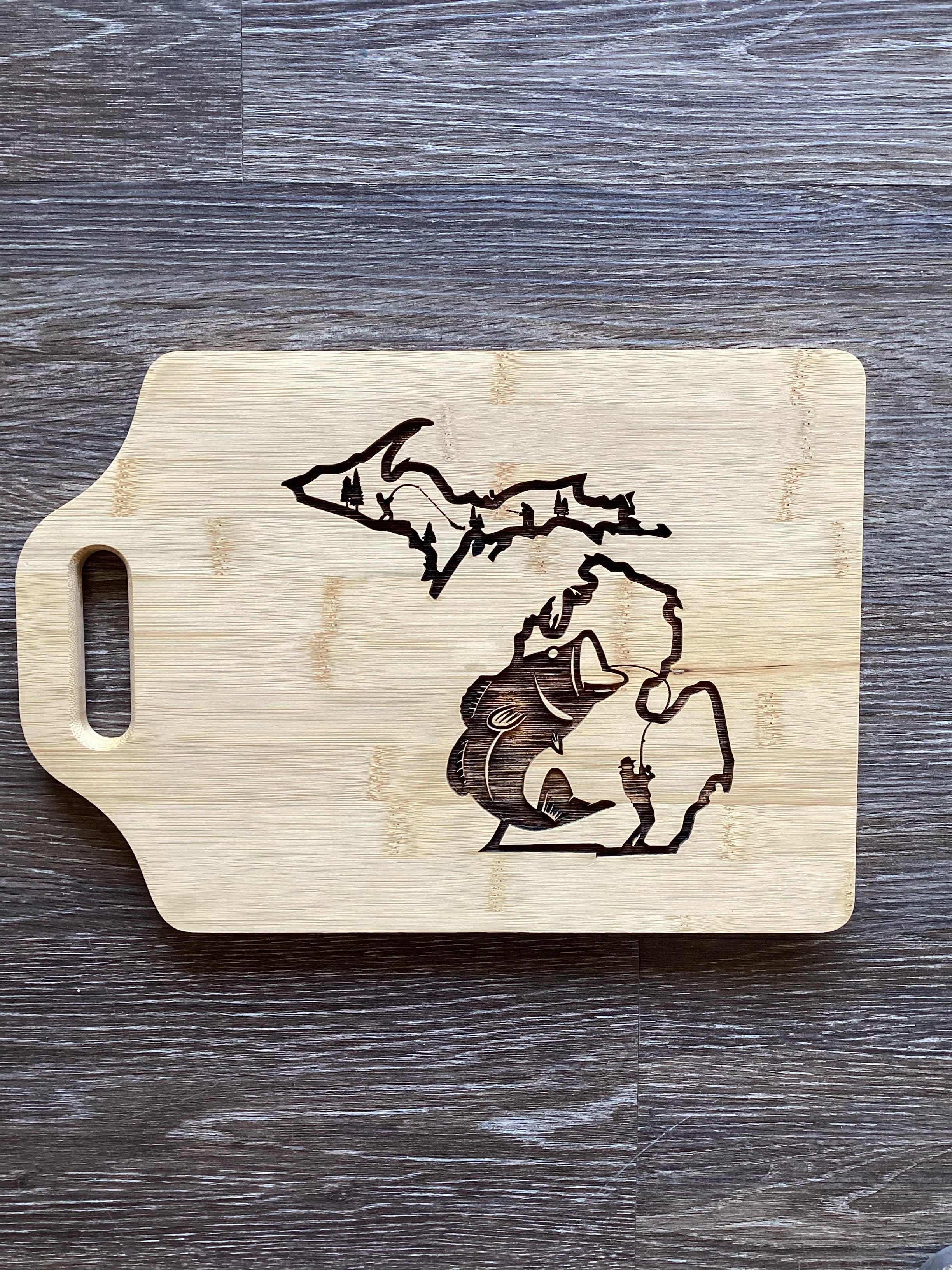 Fishing Outline - Michigan - Wooden Engraved - Cutting Board