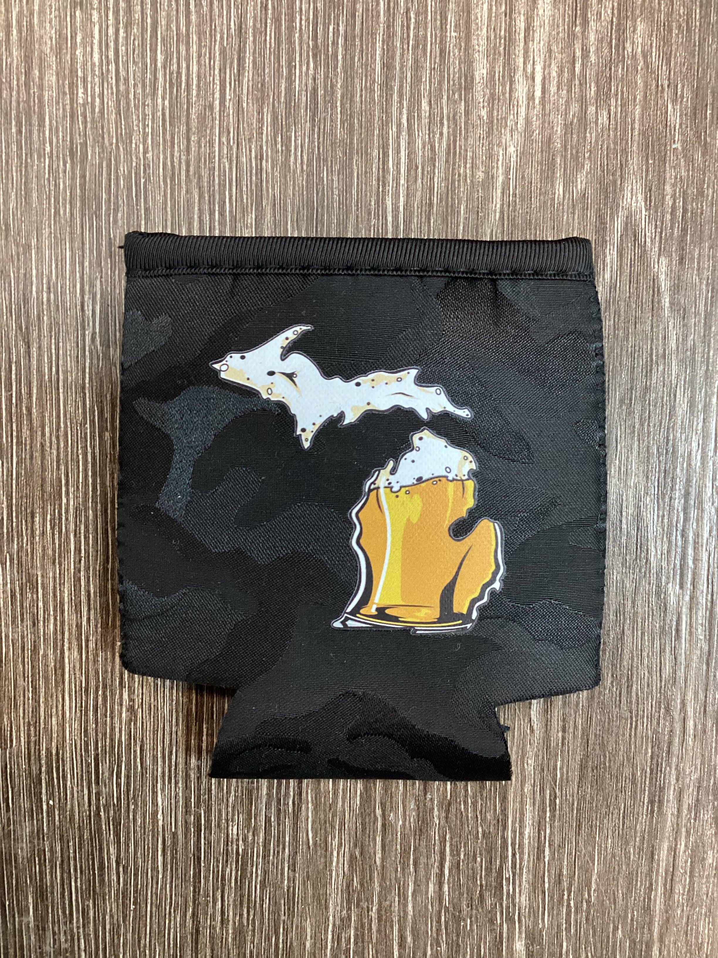 Beer - Michigan - Black Camo Koozie